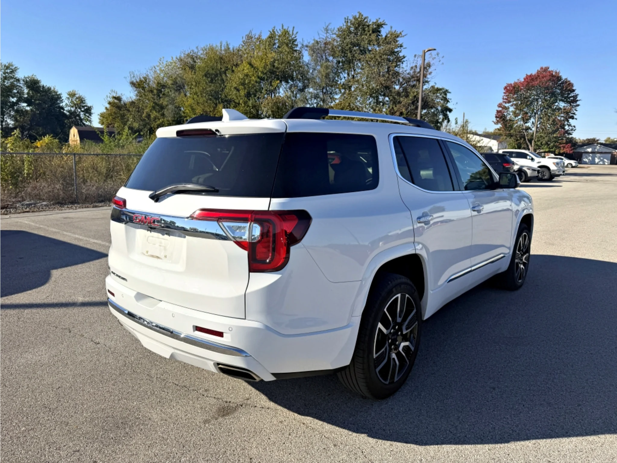 Used 2022 Summit White GMC Denali image 12