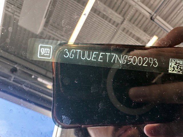 Used 2022 Silver GMC AT4 image 17