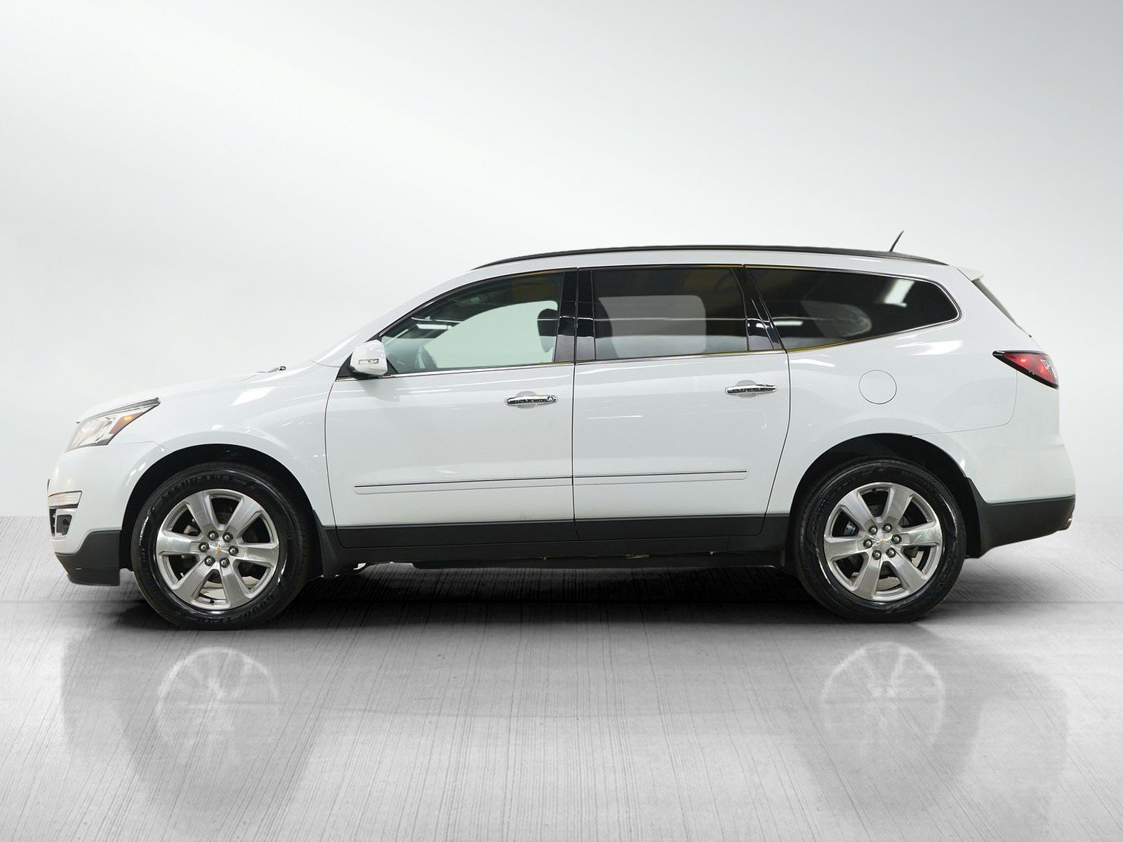 Used 2016 Chevrolet Traverse LTZ with VIN 1GNKVJKD0GJ317532 for sale in Minneapolis, MN