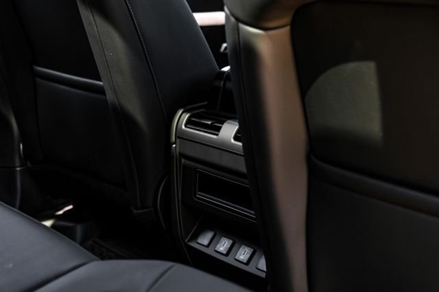 New 2026 Woolstone Green Land Rover S image 49
