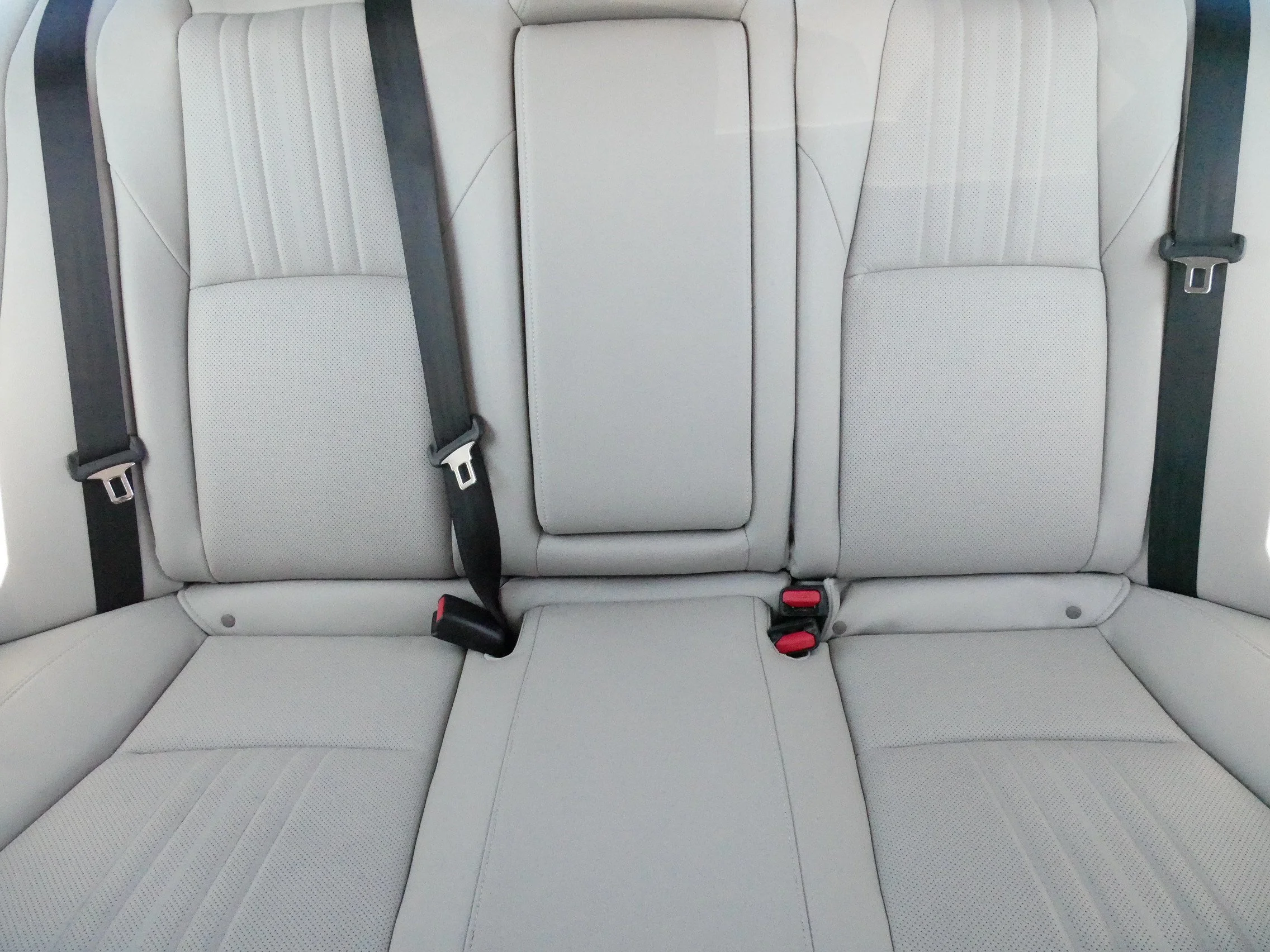 Used 2019 Platinum White Pearl Honda Touring image 13