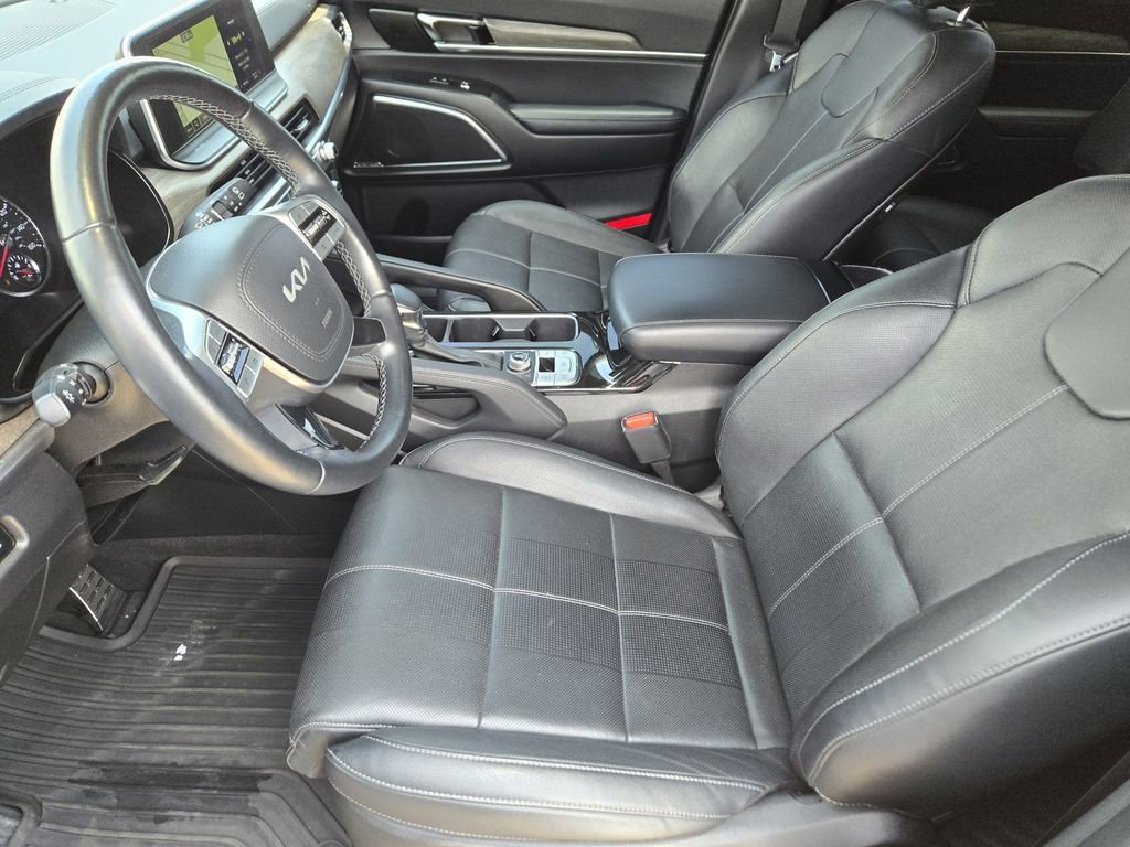 Used 2022 Gray Kia SX image 8
