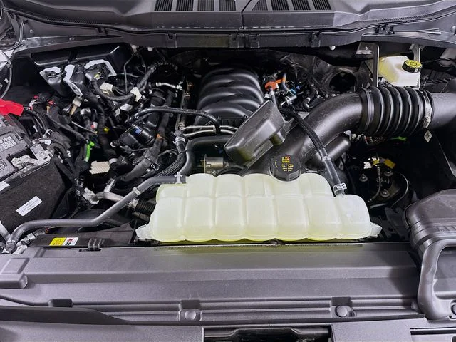 New 2026 White Ford XLT image 26