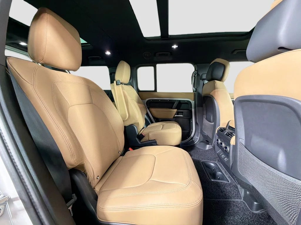 New 2026 Borasco Grey Land Rover X-Dynamic SE image 29
