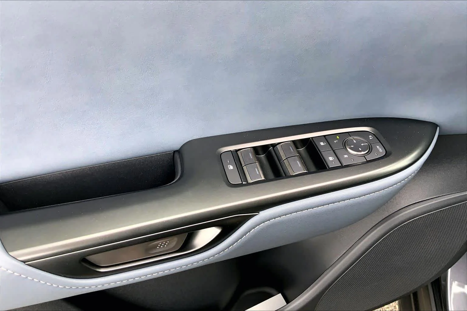 2026 Lexus RZ Premium - Photo 20