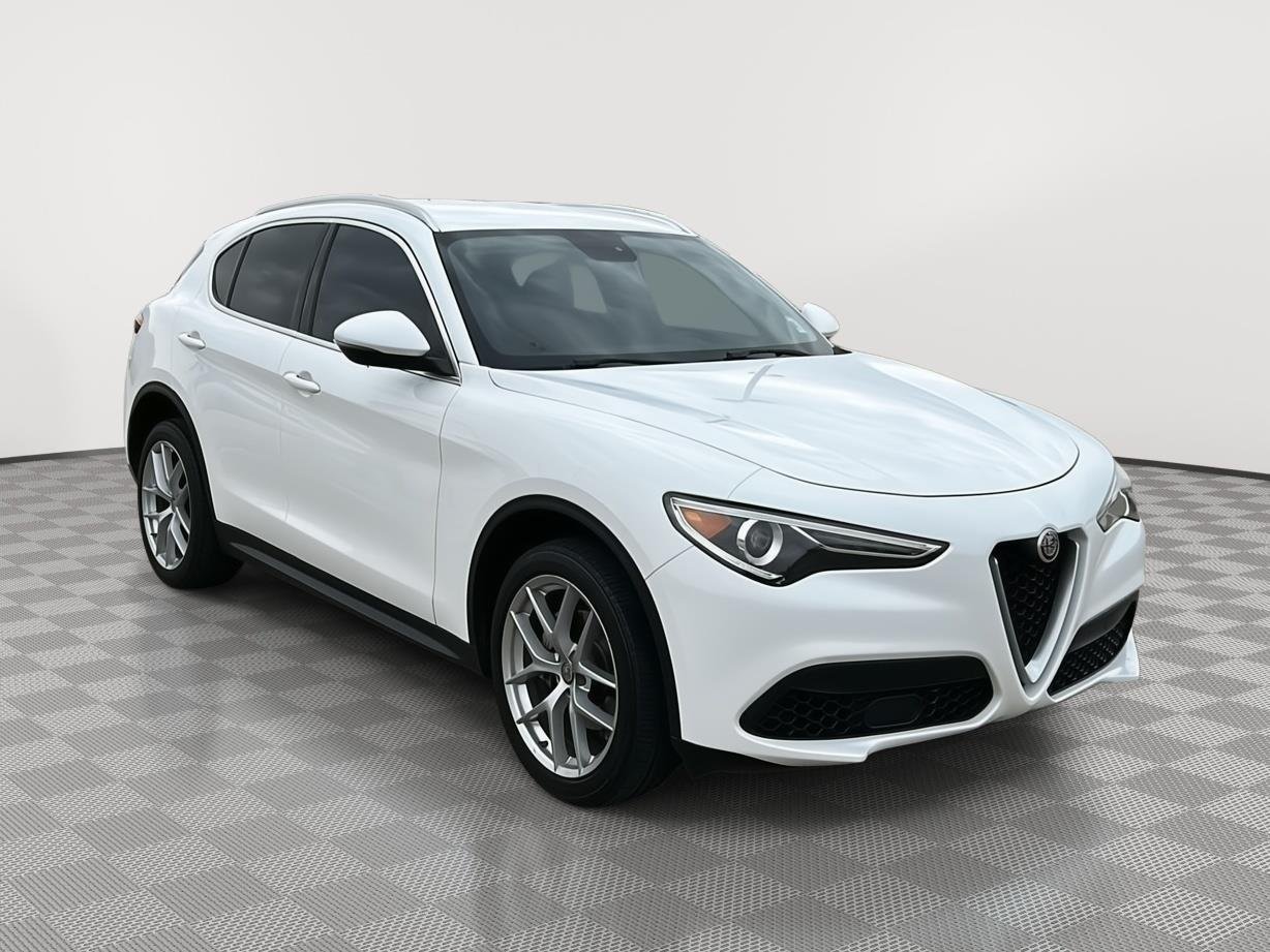 2019 Alfa Romeo Stelvio Base