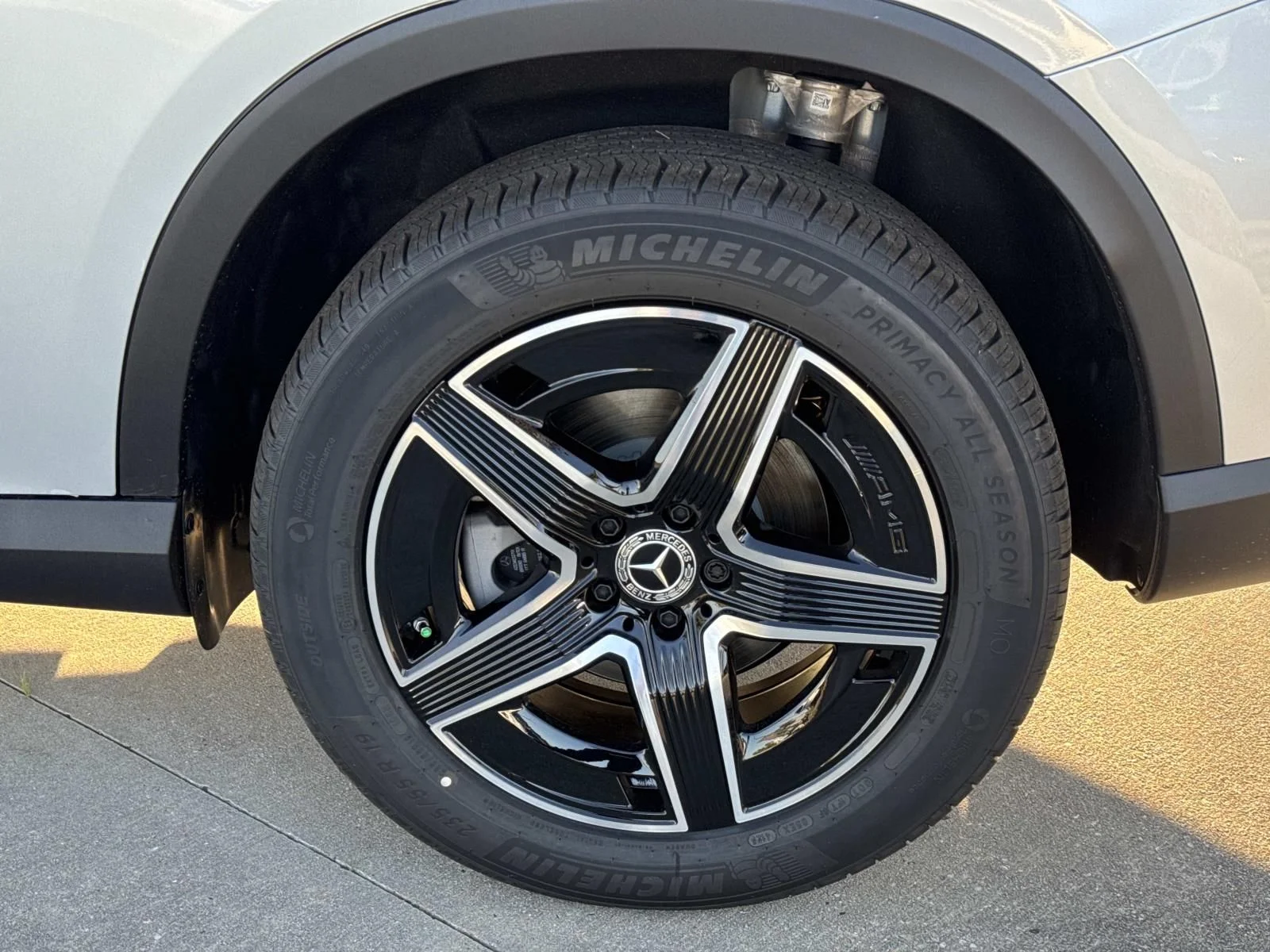 New 2026 Silver Mercedes-Benz GLC 300 image 3