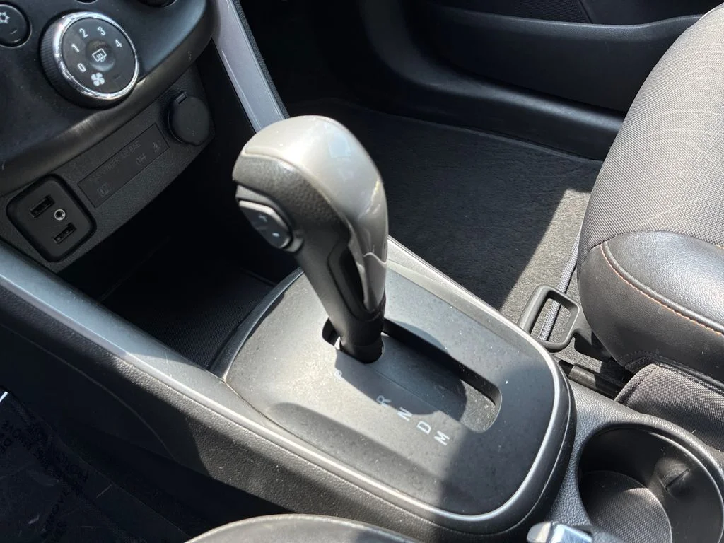Used 2021 Silver Chevrolet LT image 17