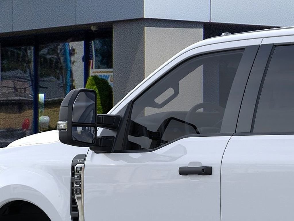 New 2026 Oxford White Ford F-350® XLT image 20