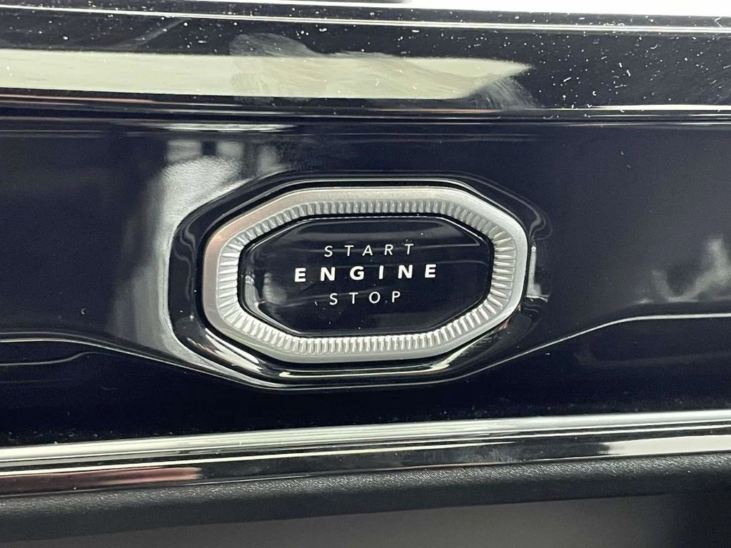 Used 2026 White Jeep Altitude image 35