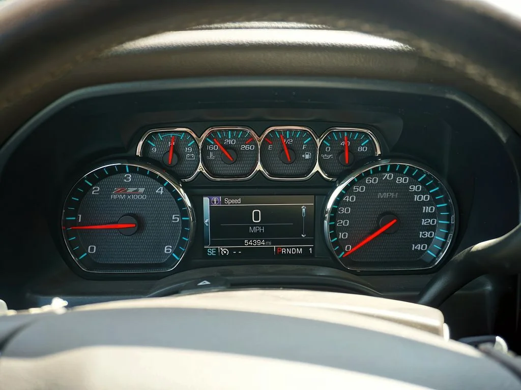 Used 2015 DEEP OCEAN BLUE METALLIC Chevrolet LTZ image 23