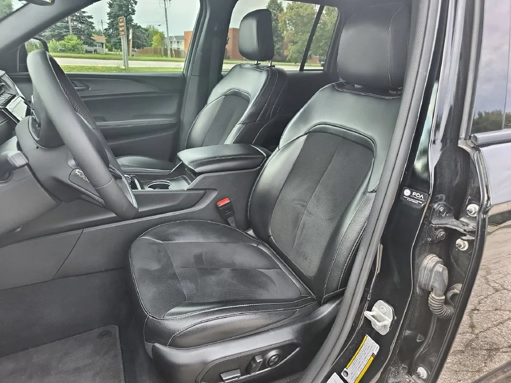 2024 Jeep Grand Cherokee Altitude - Photo 18