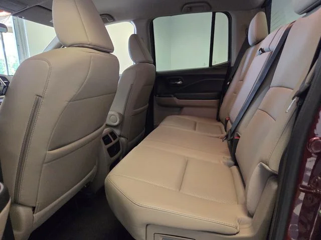 Used 2017 Red Honda RTL image 12
