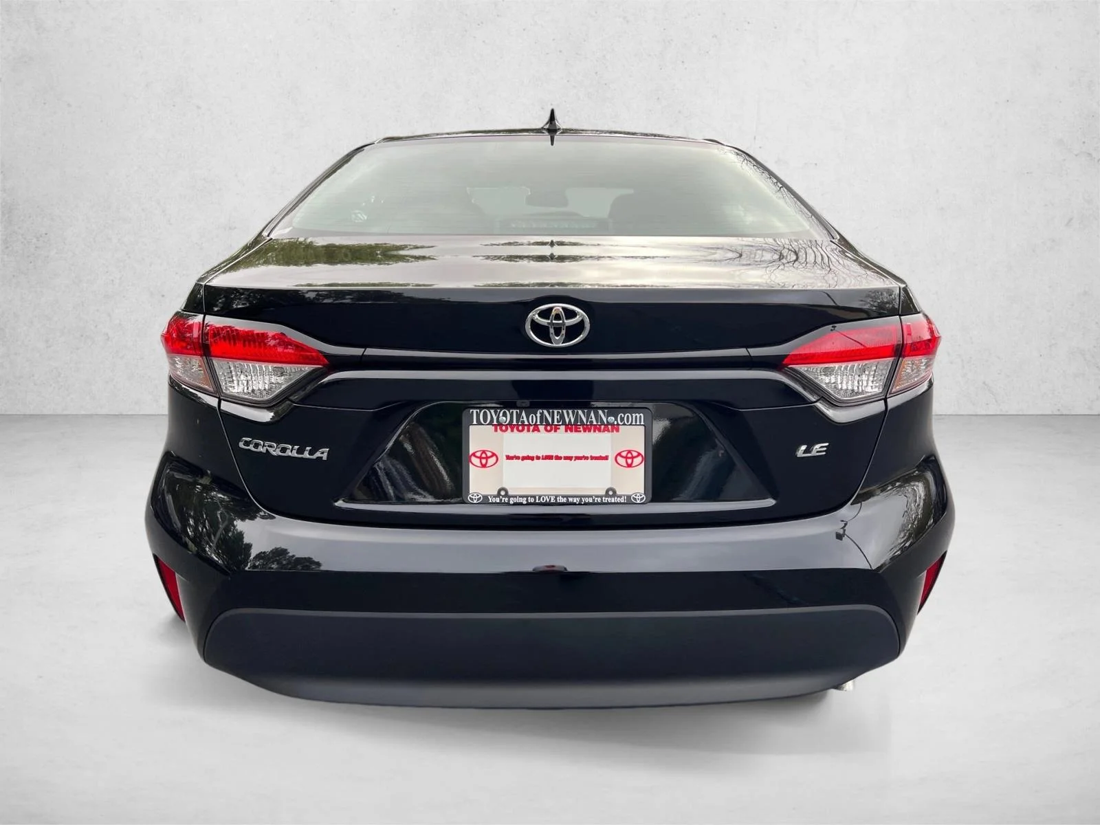 New 2026 Midnight Black Metallic Toyota LE image 4