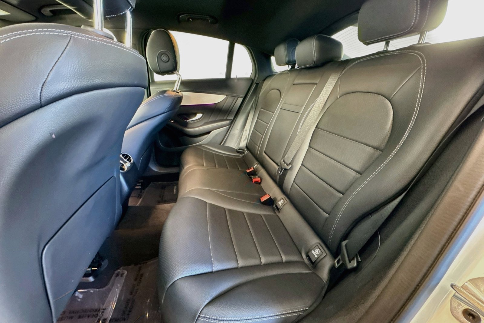Certified Used 2023 Polar White Mercedes-Benz GLC 300 image 23