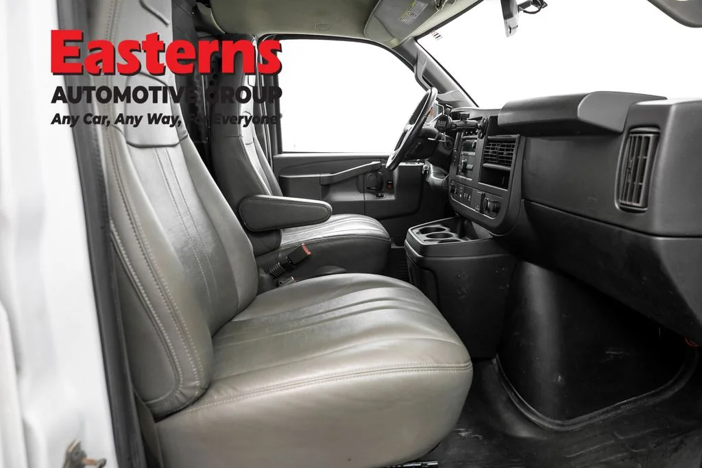 Used 2022 White Chevrolet Work Van image 22