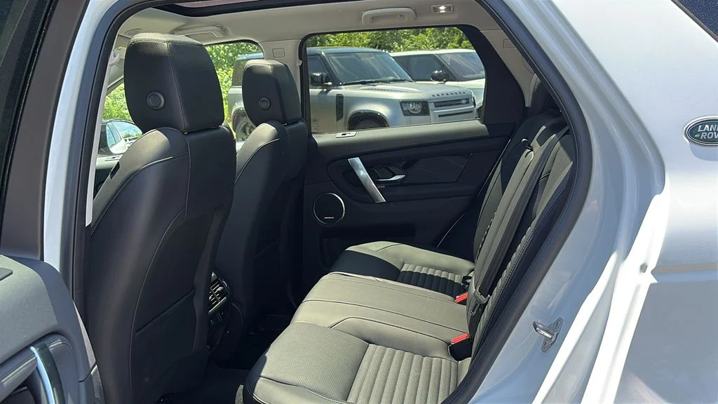 Certified Used 2025 White Land Rover S image 21