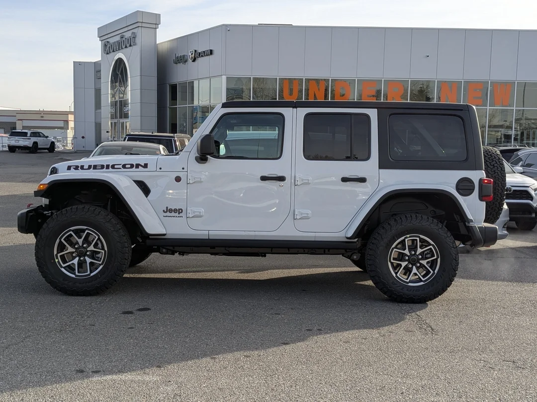 New 2026 White Jeep Rubicon - - 4x4 - Nappa Lthr - 3-Pc Hard Top - 8-Spd Auto - Safety Grp - Conv Grp & More! image 5