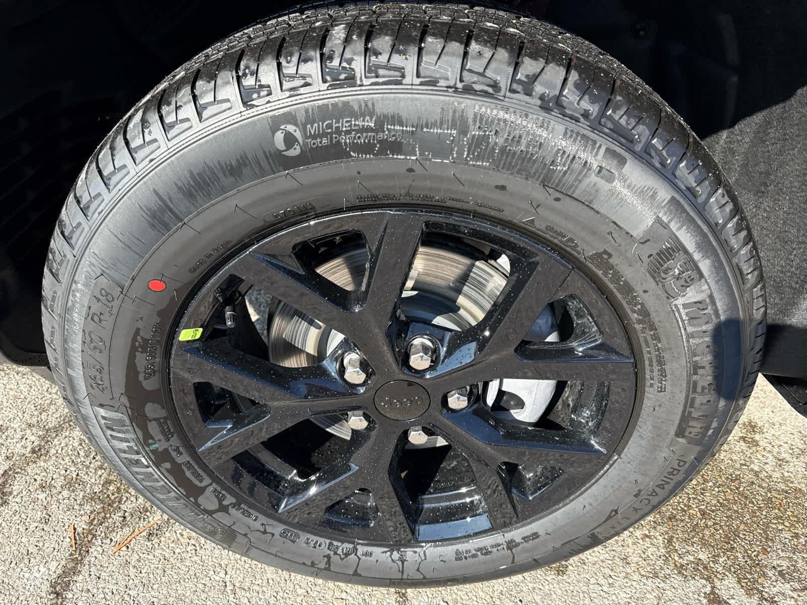New 2026 Velvet Red Pearlcoat Jeep Laredo Altitude image 3