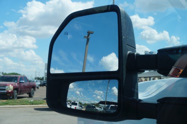 Used 2025 Oxford White Ford XLT image 10