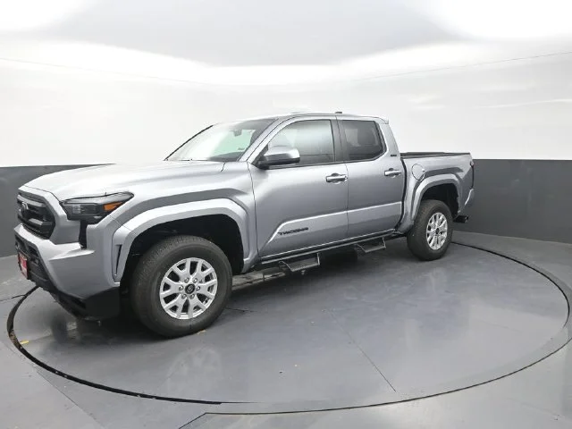 Used 2026 Silver Toyota SR5 image 3
