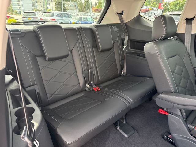 New 2026 Deep Black Pearl Volkswagen 2.0T SE w/Technology image 13