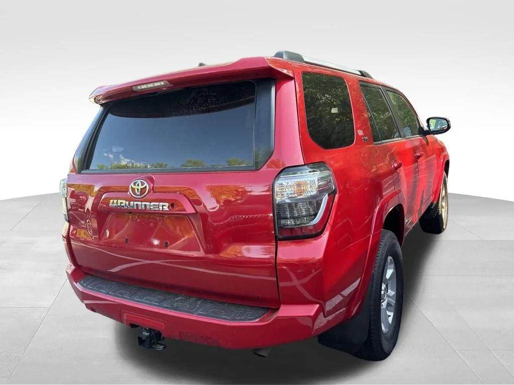 Used 2021 Red Toyota SR5 image 13