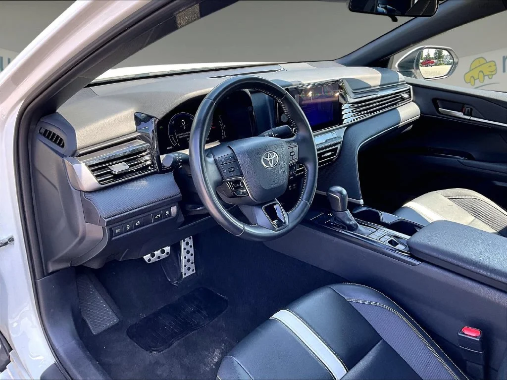 Used 2025 White Toyota SE image 8
