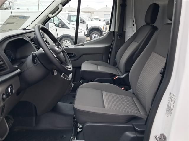 2024 Ford Transit Cutaway Base - Photo 8