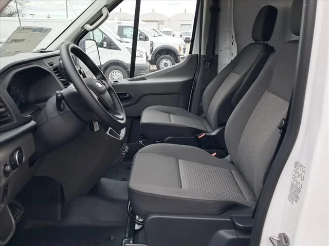 2024 Ford Transit Cutaway Base - Photo 8