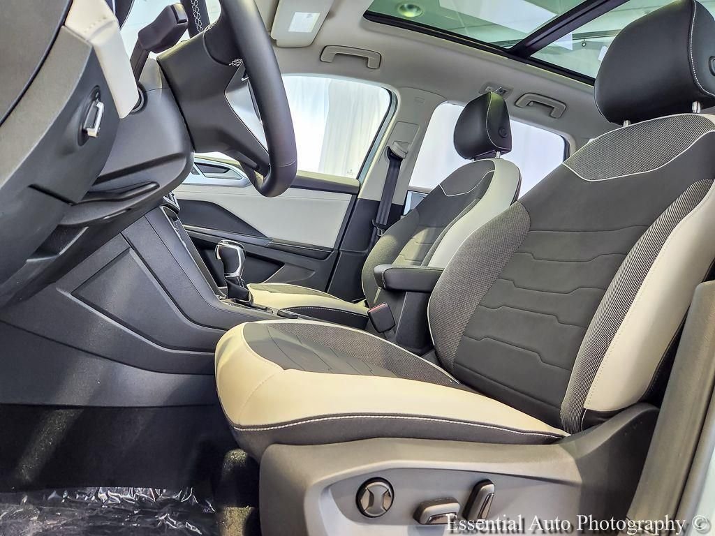 New 2026 Monument Gray Volkswagen 1.5T SE image 7