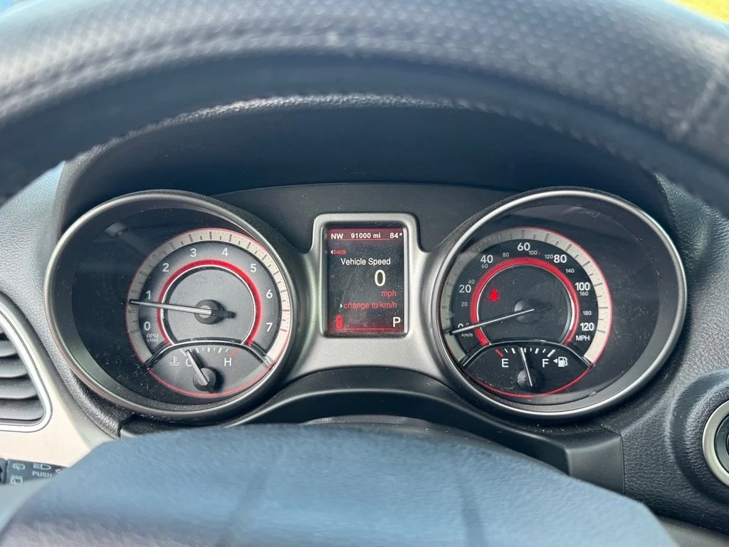 Used 2018 Black Dodge Crossroad image 20