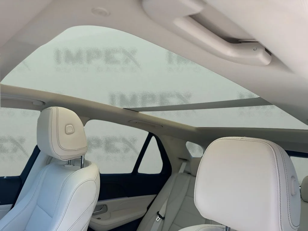 Used 2024 White Mercedes-Benz GLE 350 image 11