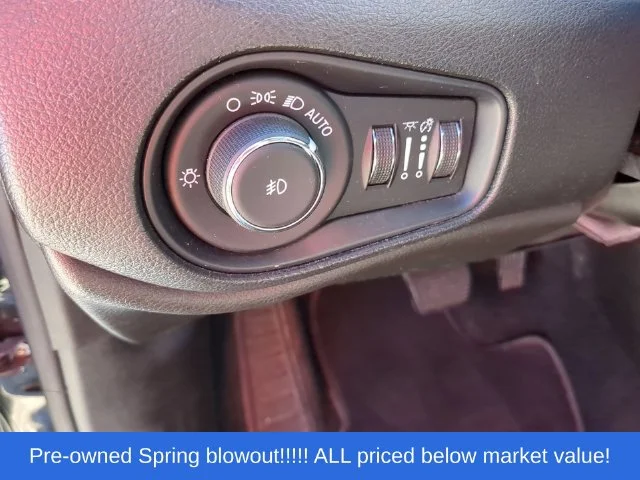 Used 2020 Black Jeep Limited image 25