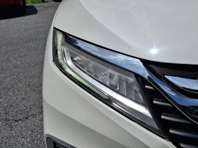 Used 2019 White Honda Elite image 11