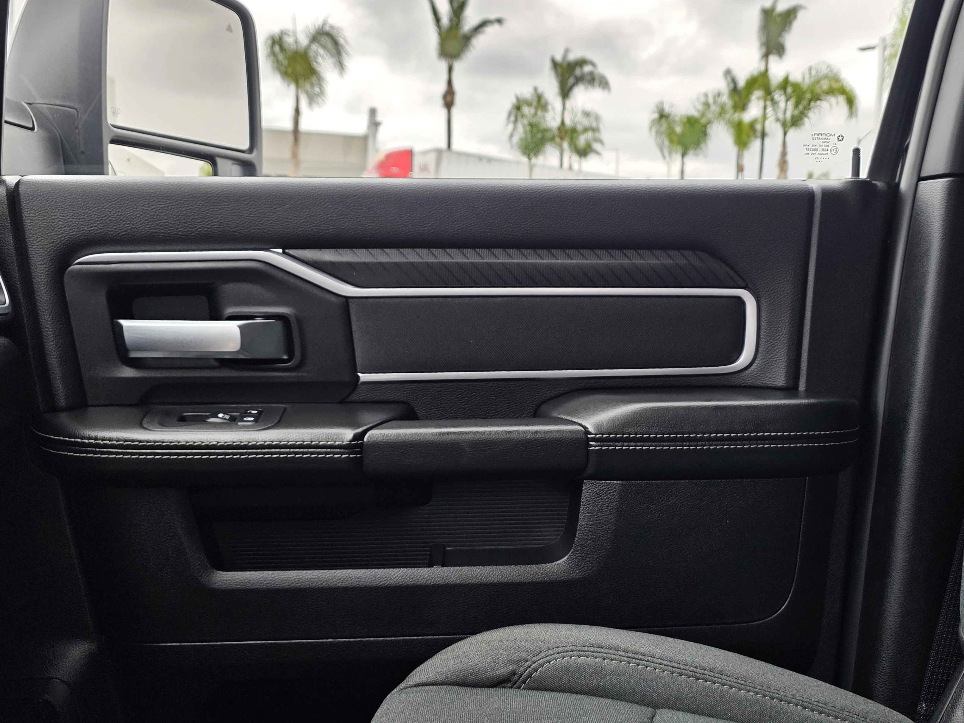 2025 RAM 2500 Big Horn - Photo 14