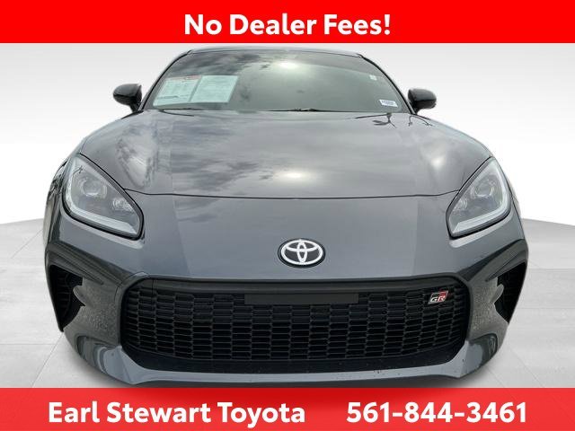 Certified Used 2025  Toyota Premium image 11