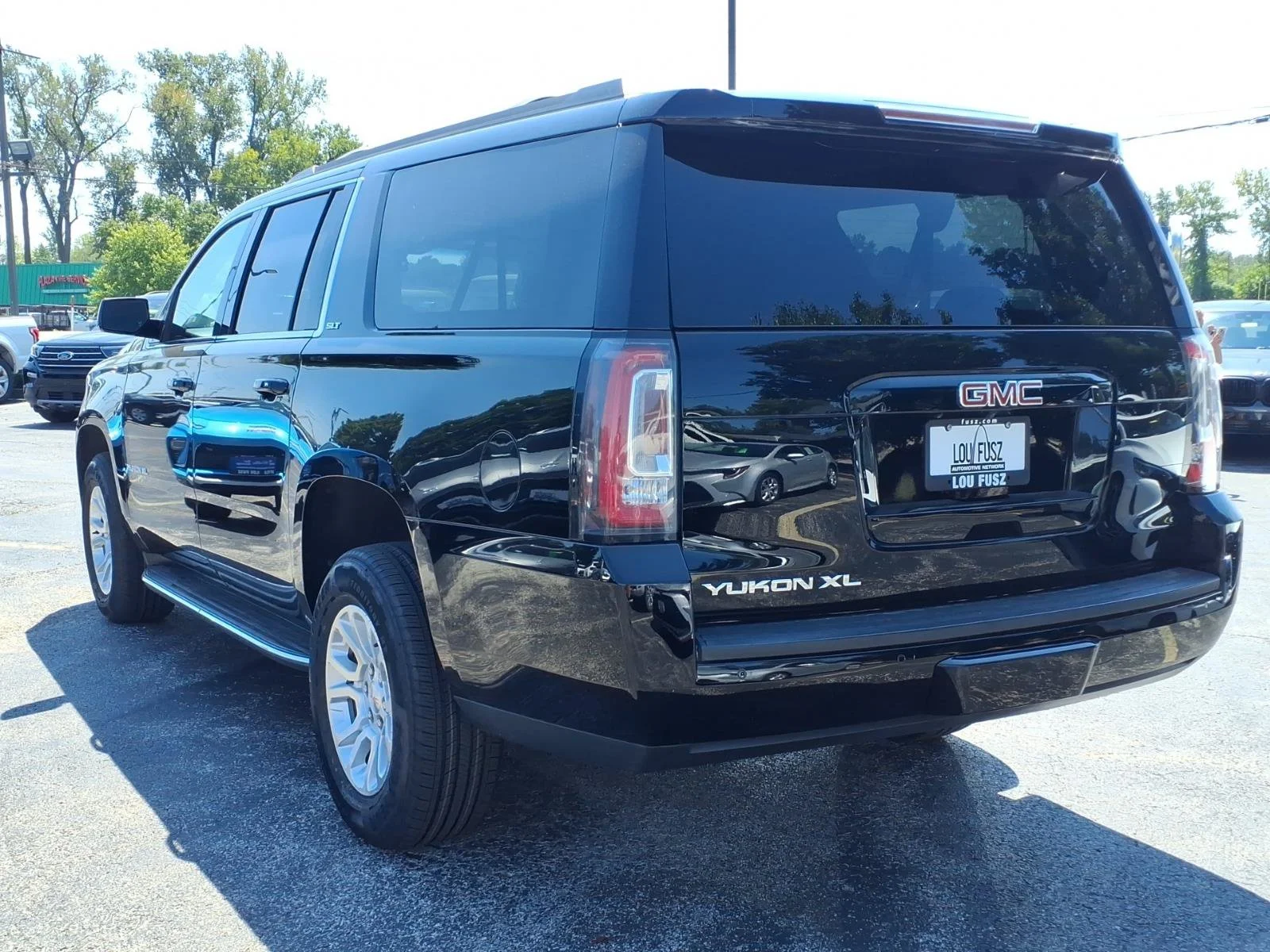 Used 2020 Onyx Black GMC SLT image 29