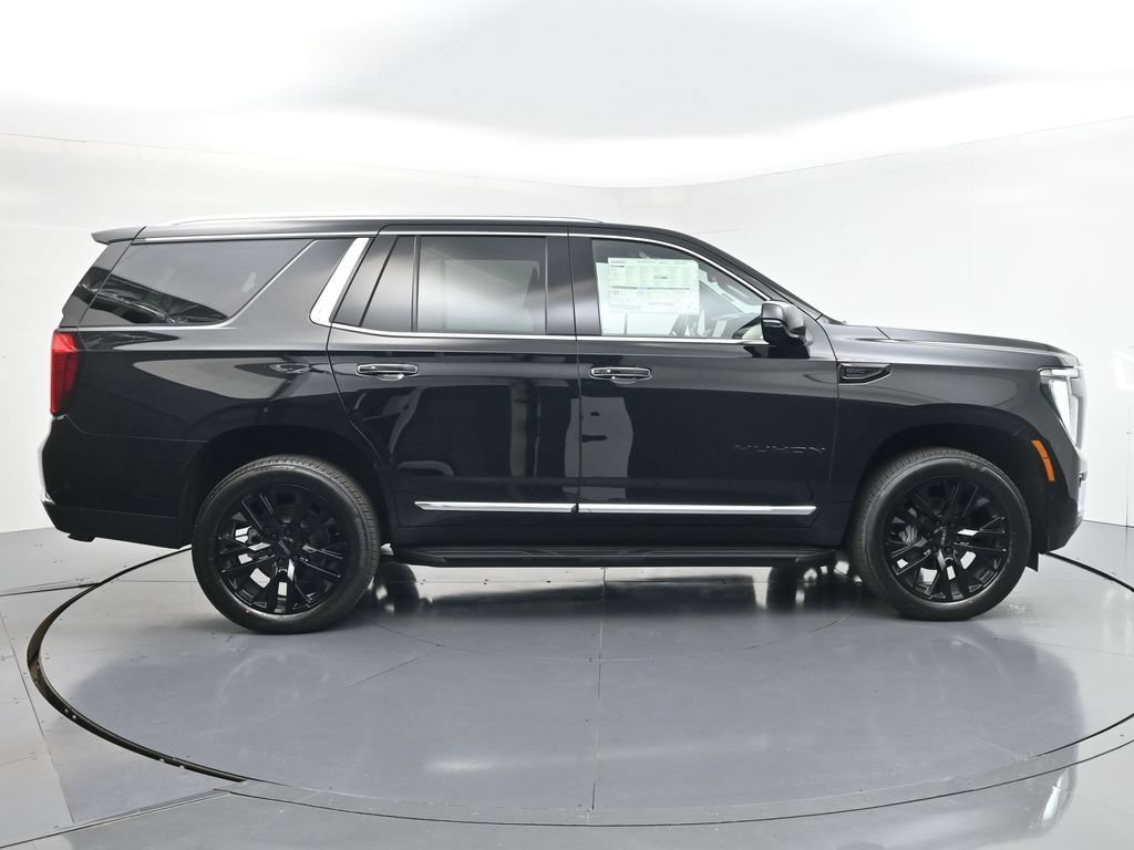 New 2026 Onyx Black GMC Elevation image 4