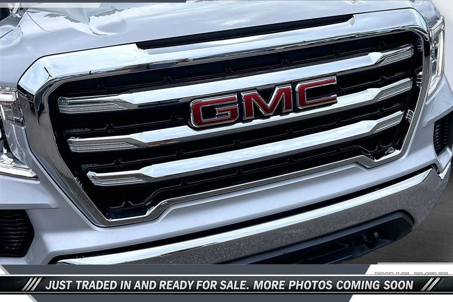 Used 2021 Silver GMC SLE image 22