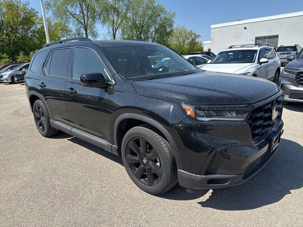 2025 Honda Pilot Black Edition AWD's photo