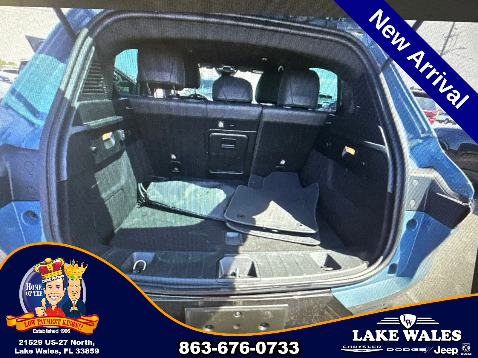 Used 2024 Blue Dodge R/T image 8