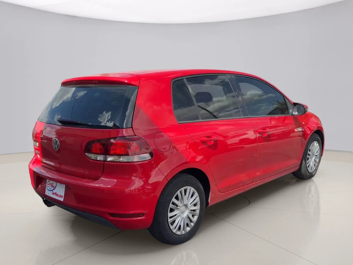 Used 2013 Red Volkswagen PZEV image 5
