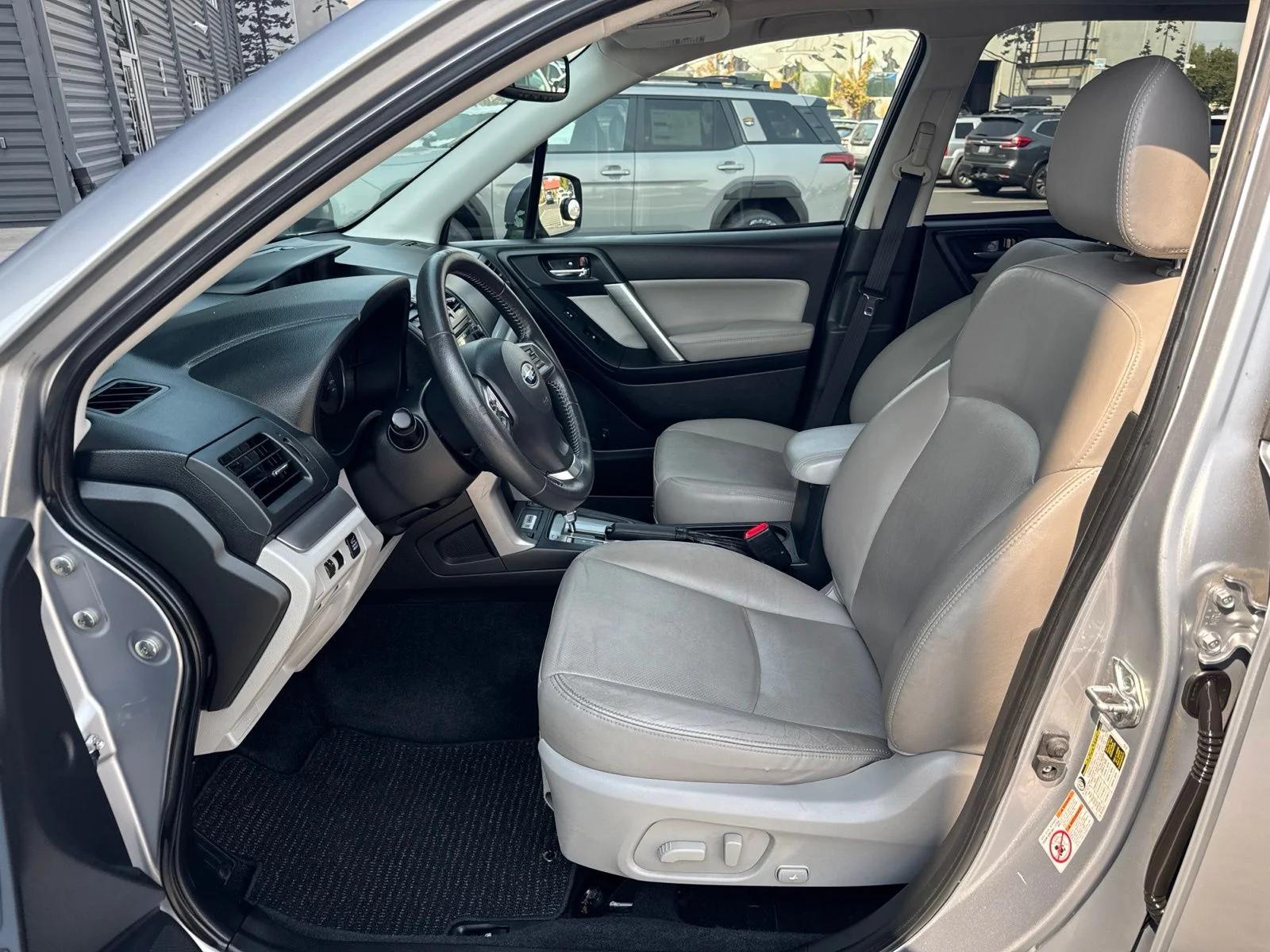 Used 2015 Ice Silver Metallic Subaru 2.5i Limited image 9