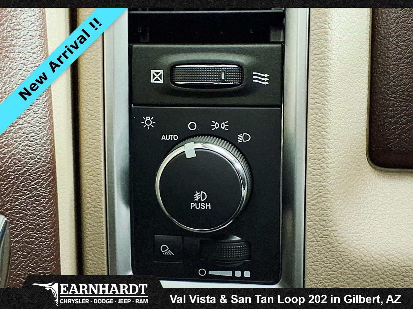 Used 2014 Prairie Pearlcoat Ram Big Horn image 23