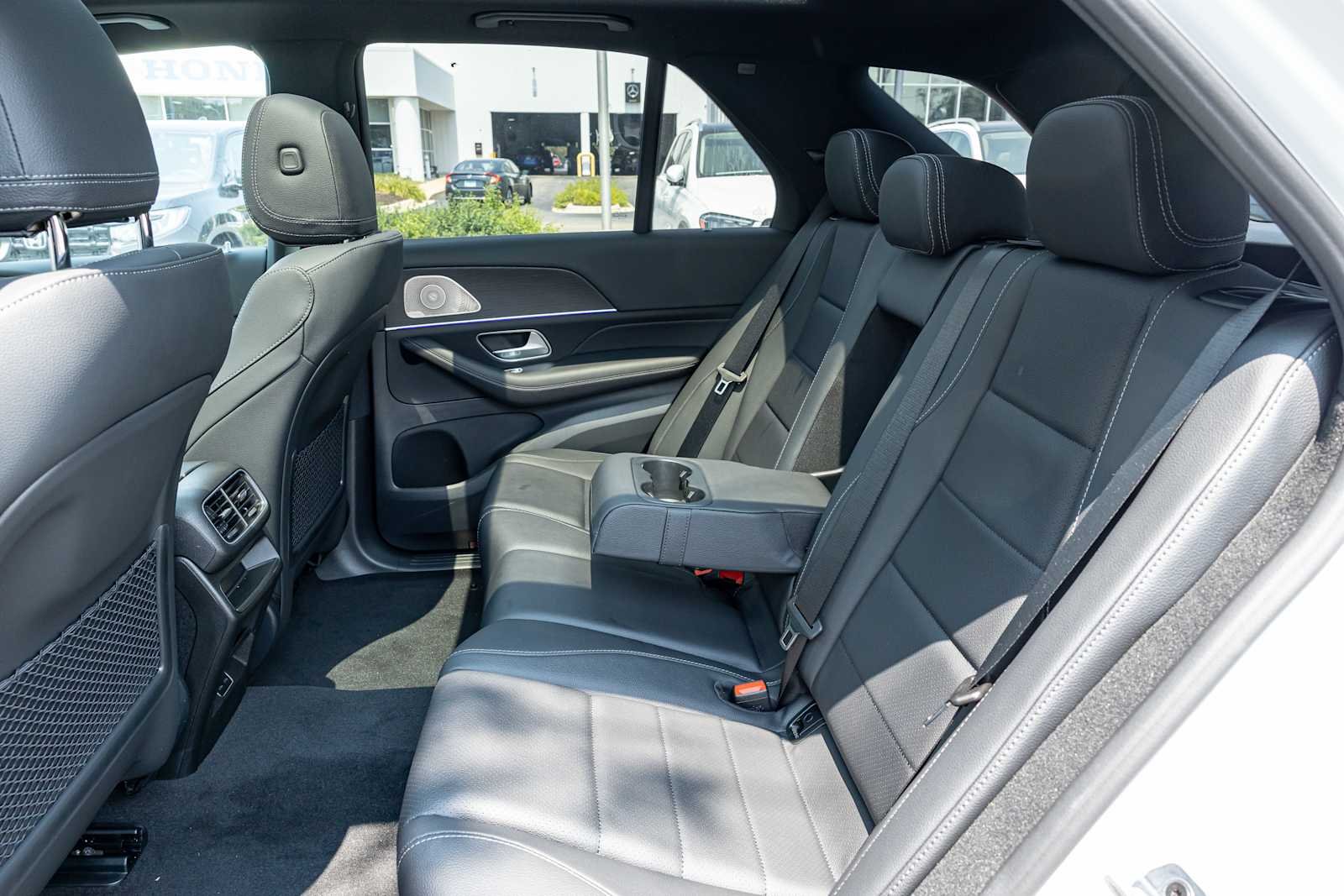 New 2026 MANUFAKTUR Moonlight White Magno Mercedes-Benz GLE 350 image 28
