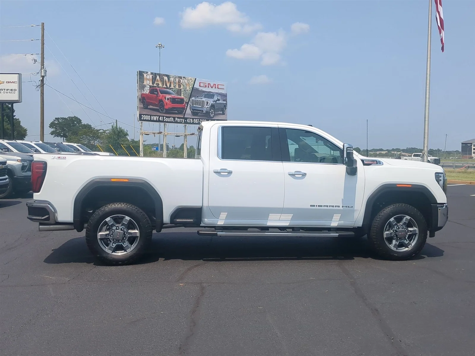 New 2026 Summit White GMC SLT image 33