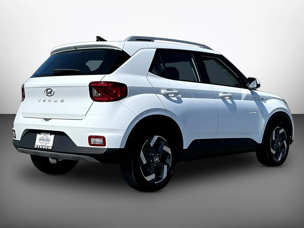 Certified Used 2022 White Hyundai SEL image 6