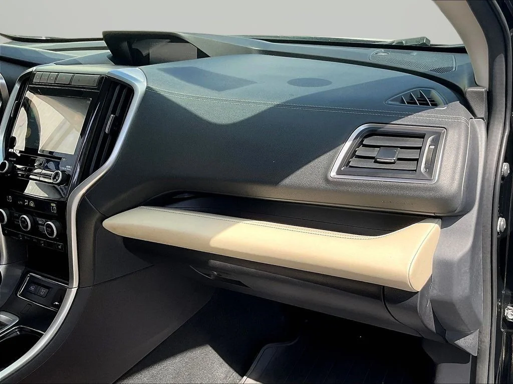 Used 2019 Crystal Black Silica Subaru Limited image 28