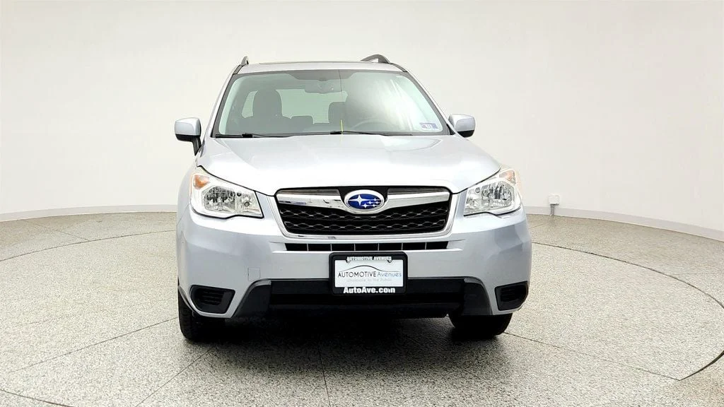 Used 2016 Ice Silver Metallic Subaru 4dr CVT 2.5i Premium PZEV w/ All Weather Pkg image 2